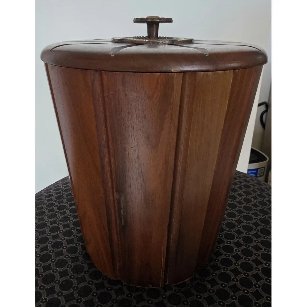 Vintage Barware MCM Wood ICE BUCKET Brass Knob w/Liner VGUC